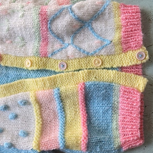 🦋 Vintage BABY KISSES Sweater - Picture 3 of 5